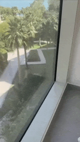 tghotel0104.gif